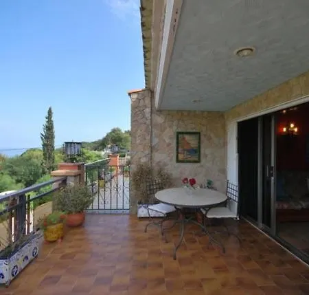 Vila Sant Eloi Sleeps 4 *