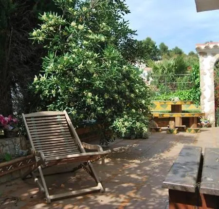 Sant Eloi Sleeps 4 *